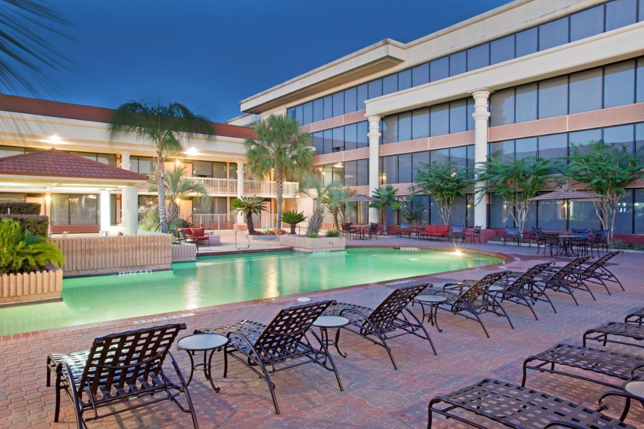 Holiday Inn Port Arthur - Park Central By Ihg Exterior photo